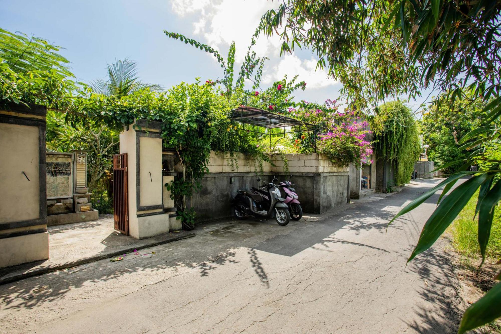 Hotel The Parnas Nusa Lembongan Esterno foto
