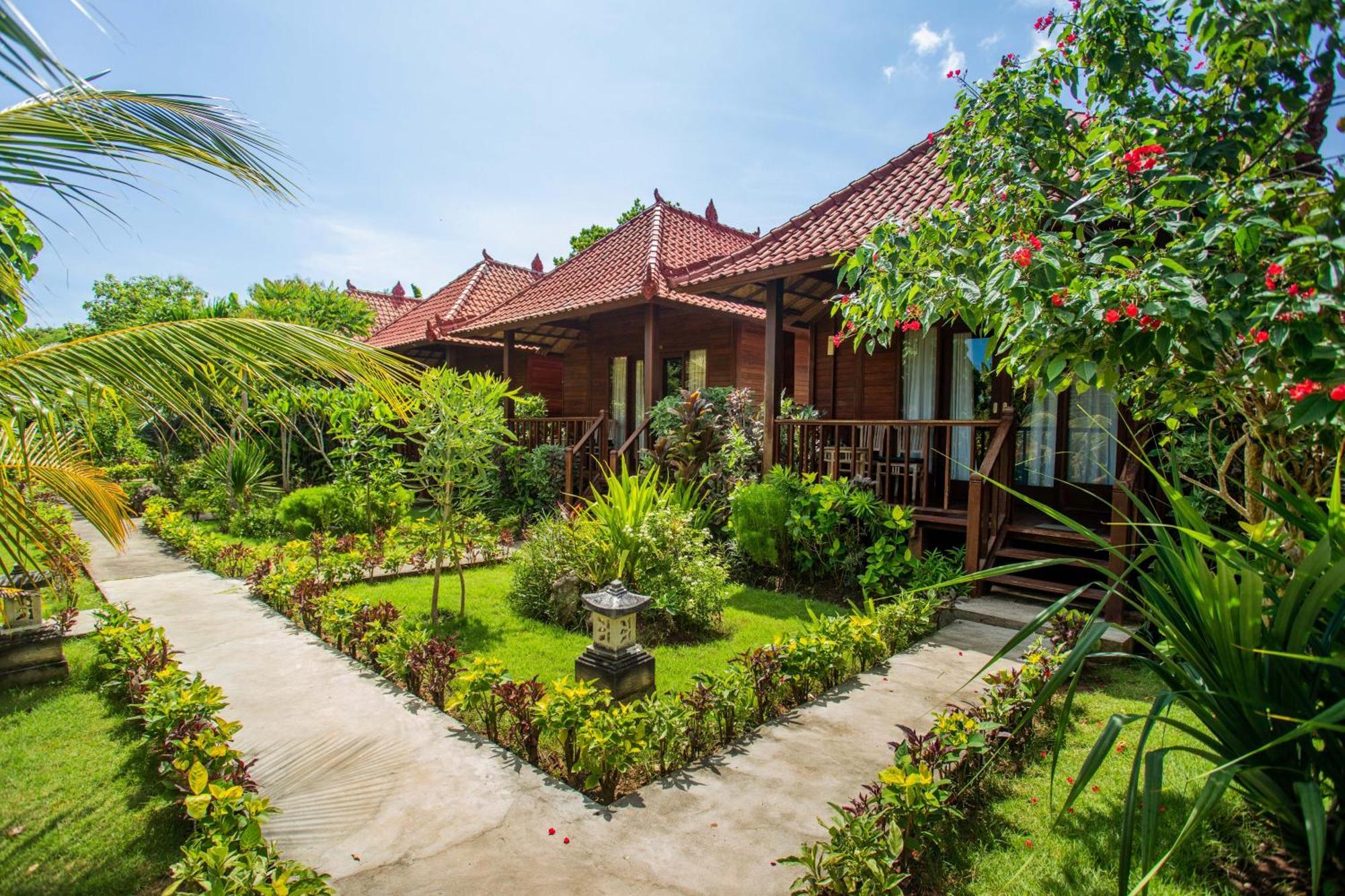 Hotel The Parnas Nusa Lembongan Esterno foto