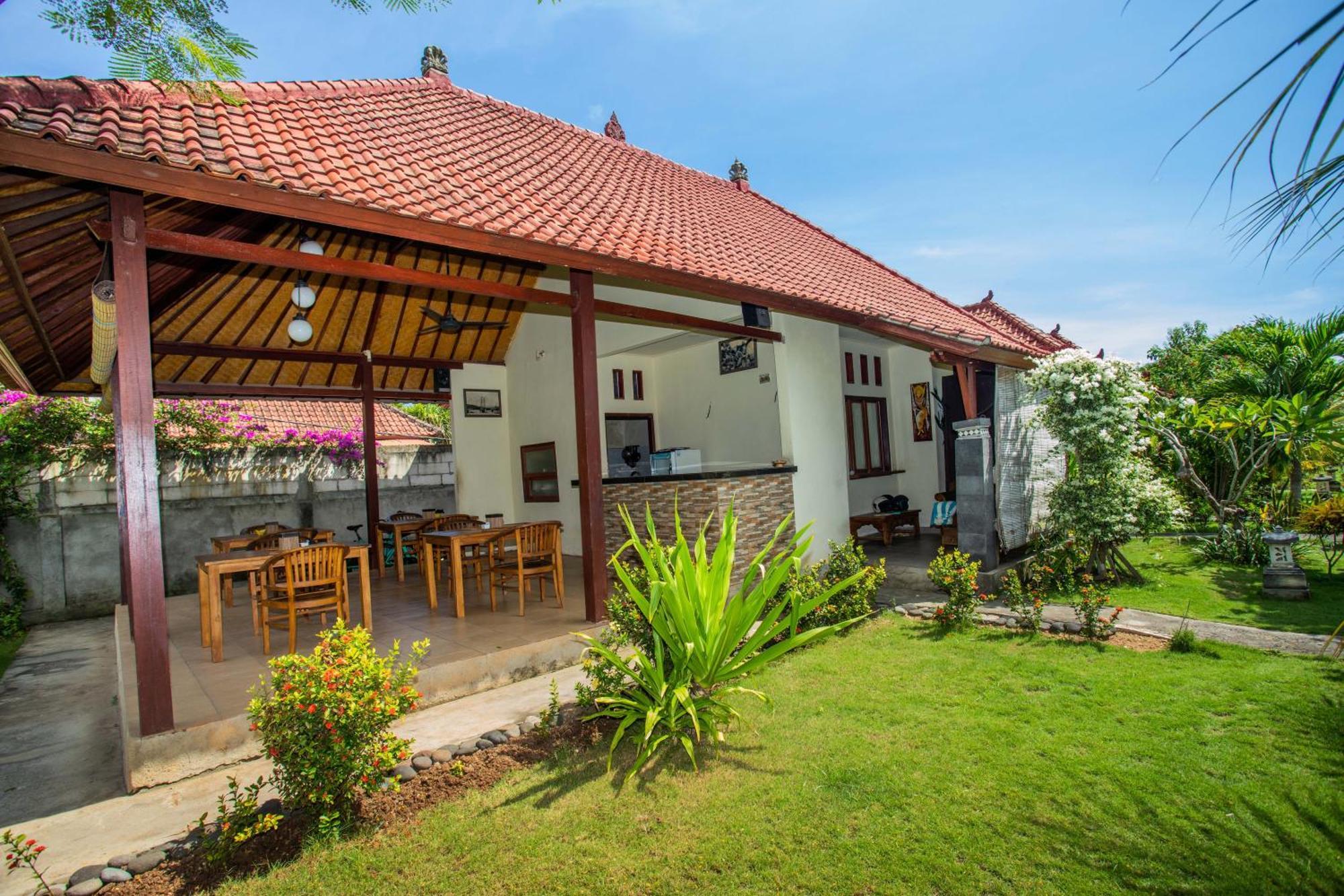 Hotel The Parnas Nusa Lembongan Esterno foto
