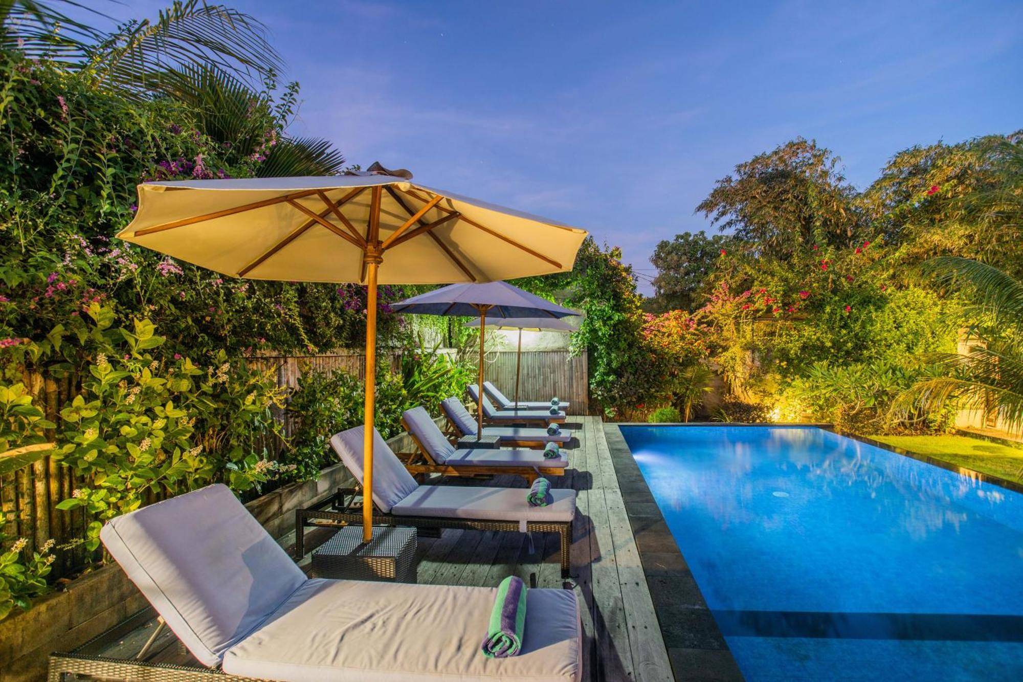 Hotel The Parnas Nusa Lembongan Esterno foto